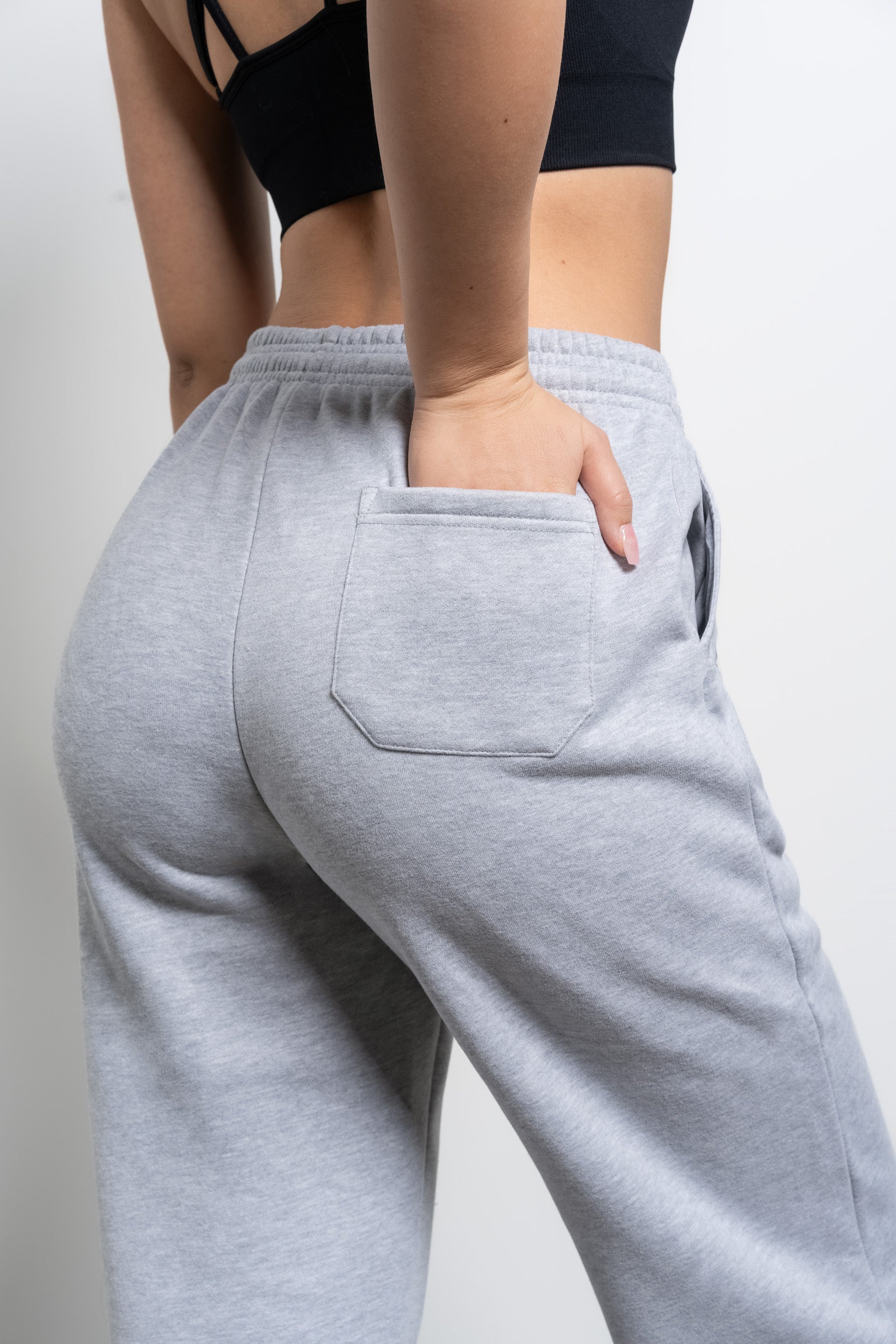 Grey Straight Fit sweatpants - for dame - Famme - Sweatpants