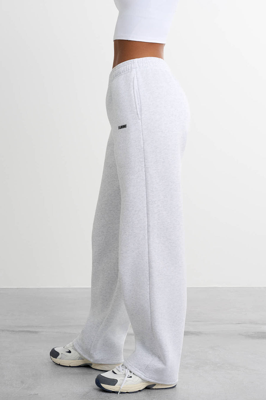 Straight Leg Sweatpants · Grey